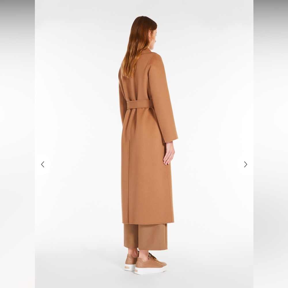 NWT! Luxurious Max Mara Wool Coat With Belt. Signature camel color. - Picture 6 of 10